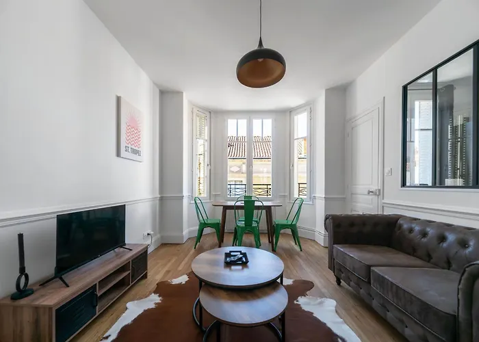 Le Languedoc - Design - Proche Des Parcs * Виши